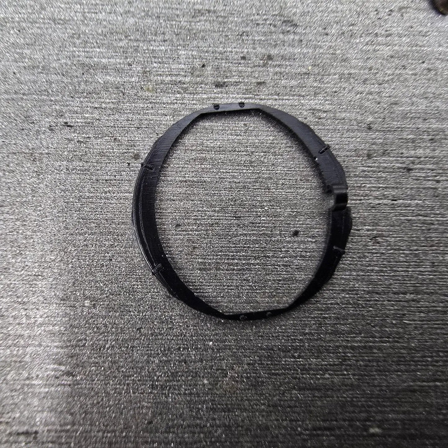 Gucci 3400L Watch Women 23mm Black Dial Gold Plated Round PARTS4