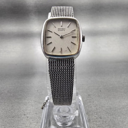 Seiko Watch Women 20mm Silver Dial Silver Tone Rectangle 16-5259 New Battery VTG5