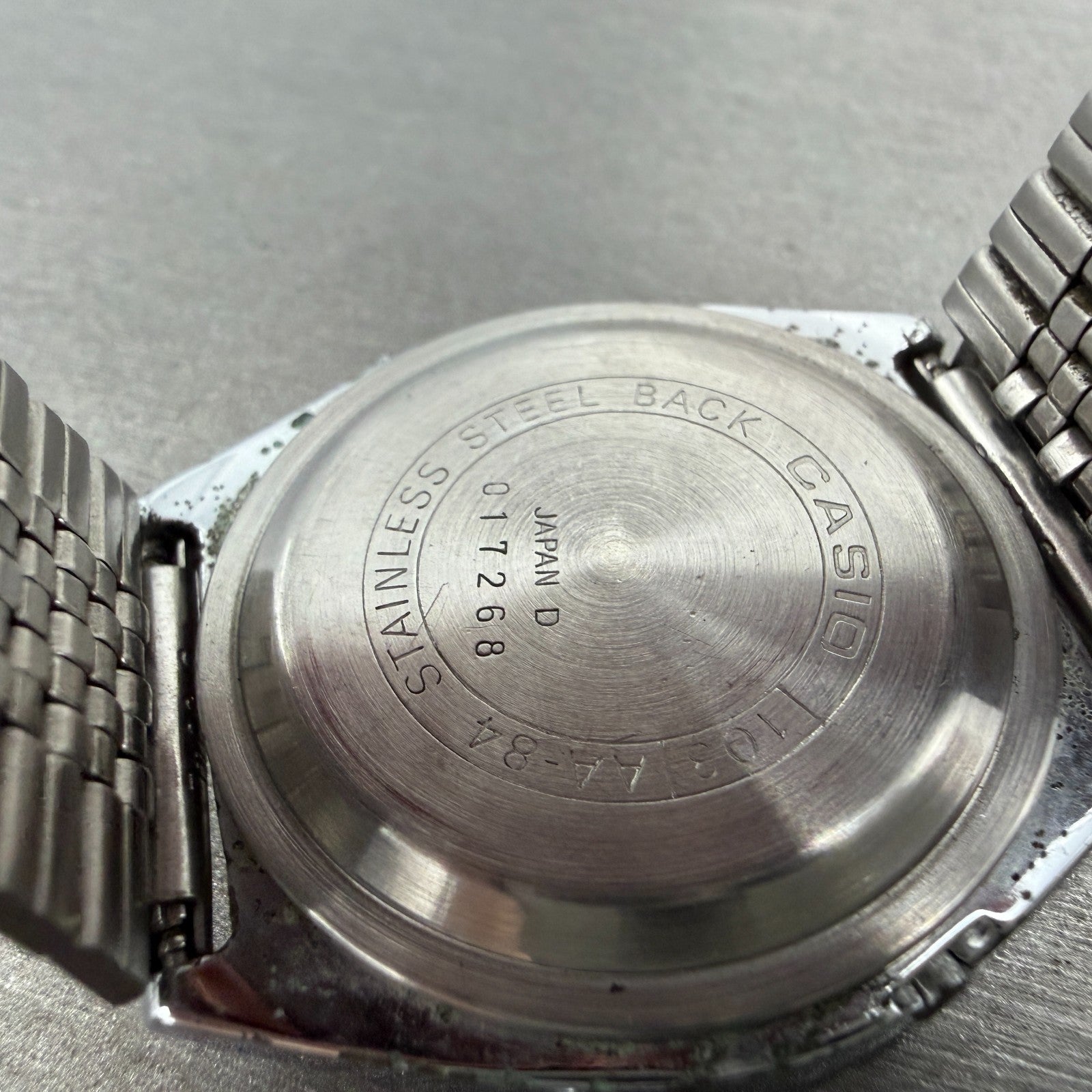 Casio AA-84 103 Watch Men 36mm Digital Silver Tone Alarm Chrono VTG PARTS10
