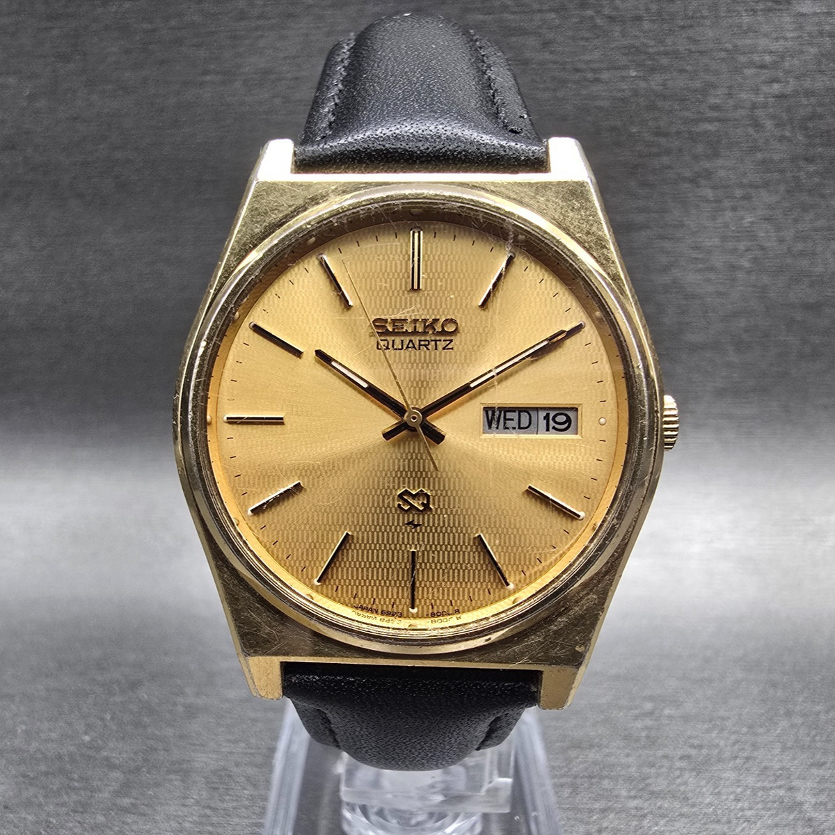 Seiko SQ Watch Men 35mm Gold Dial Gold Tone Daydate Round 6923-8009 New Battery0