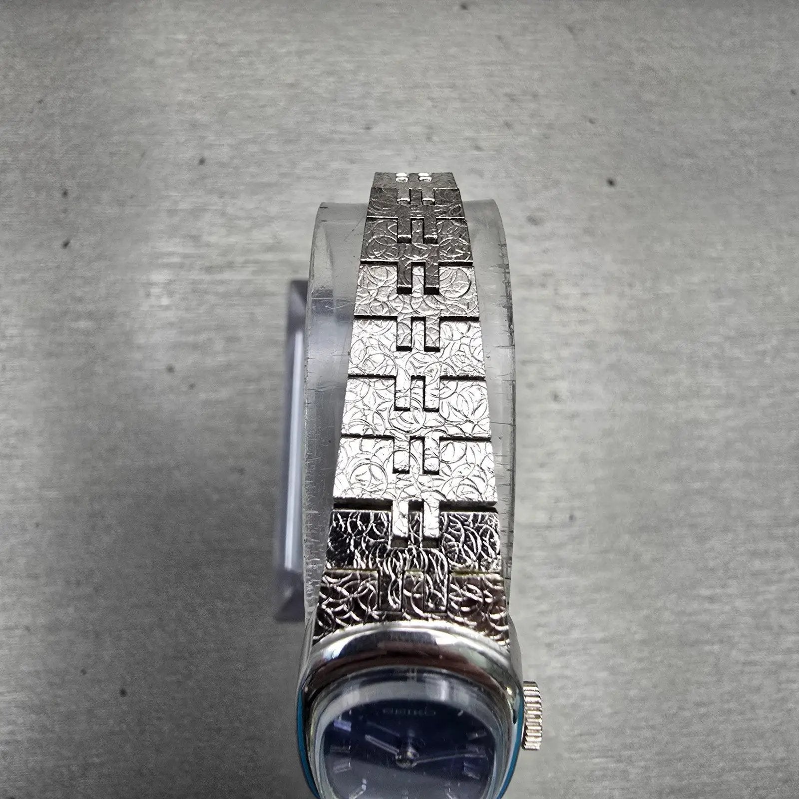 Seiko Watch Women 16mm Blue Dial Silver Tone Manual Wind 11-8309 Works VTG4