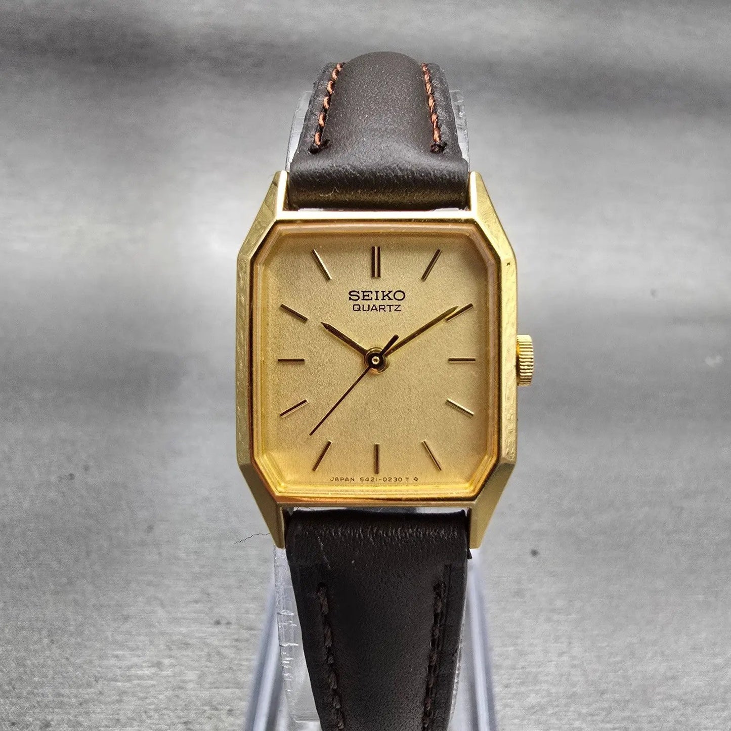 Seiko Watch Women 19mm Champagne Dial Gold Tone Rectangle 5421-5110 New Battery0