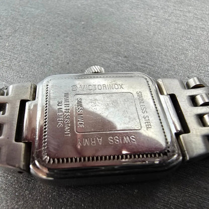 Swiss Army Alliance Tank Watch Women 22mm White Dial Two Tone New Battery9