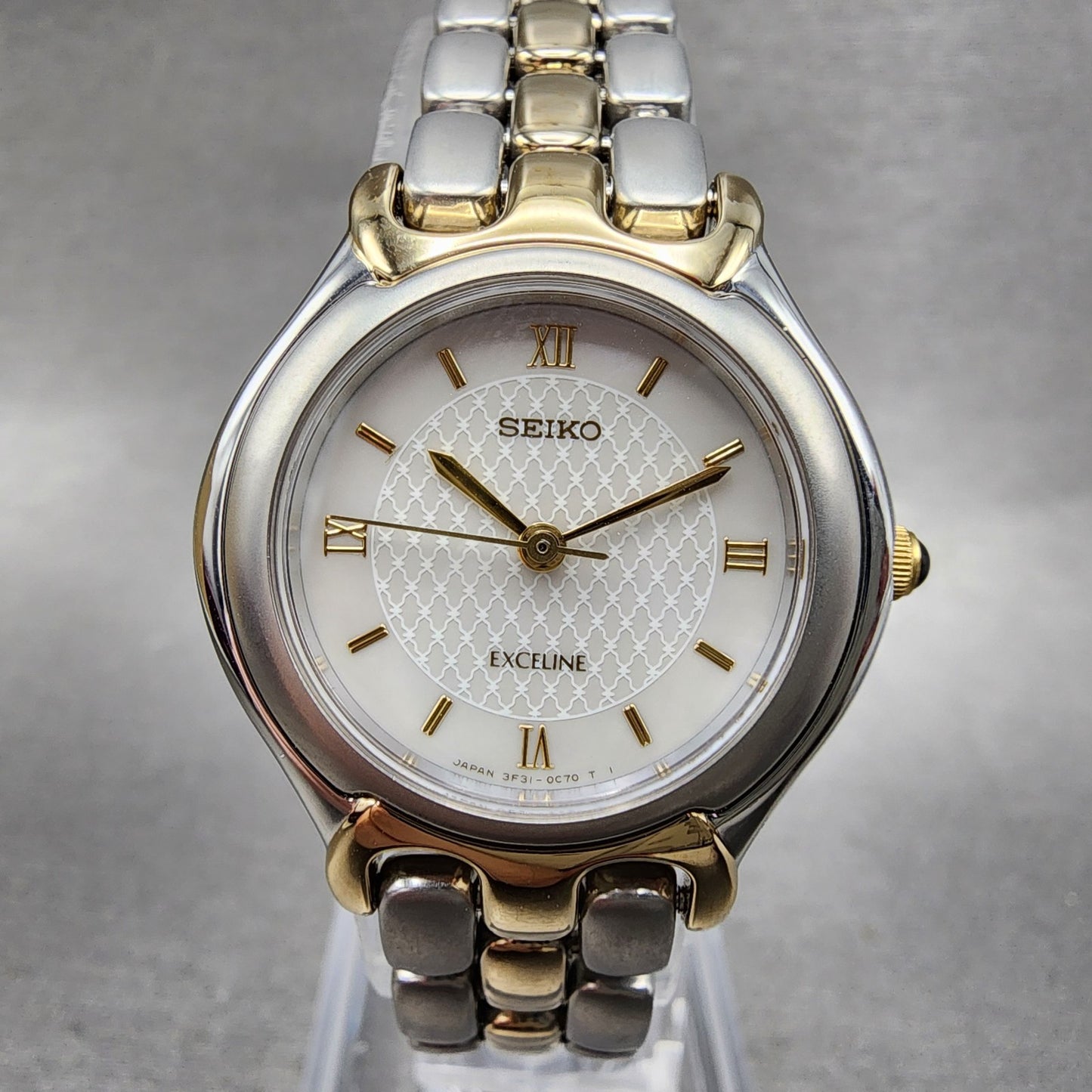 Seiko Exceline Watch Women 26mm White Dial Two Tone Round 3F310C40 New Battery1