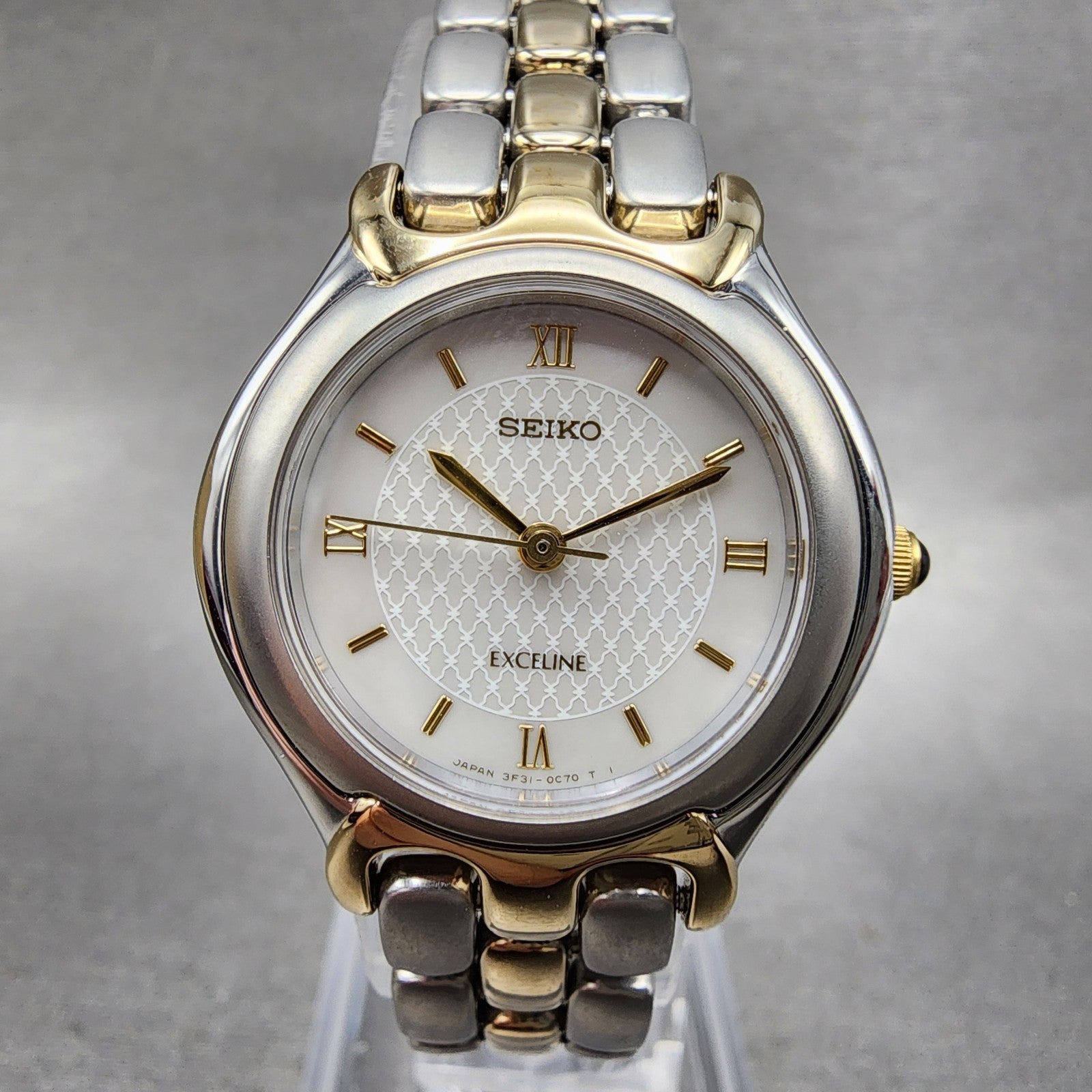 Seiko Exceline Watch Women 26mm White Dial Two Tone Round 3F310C40 New Battery1