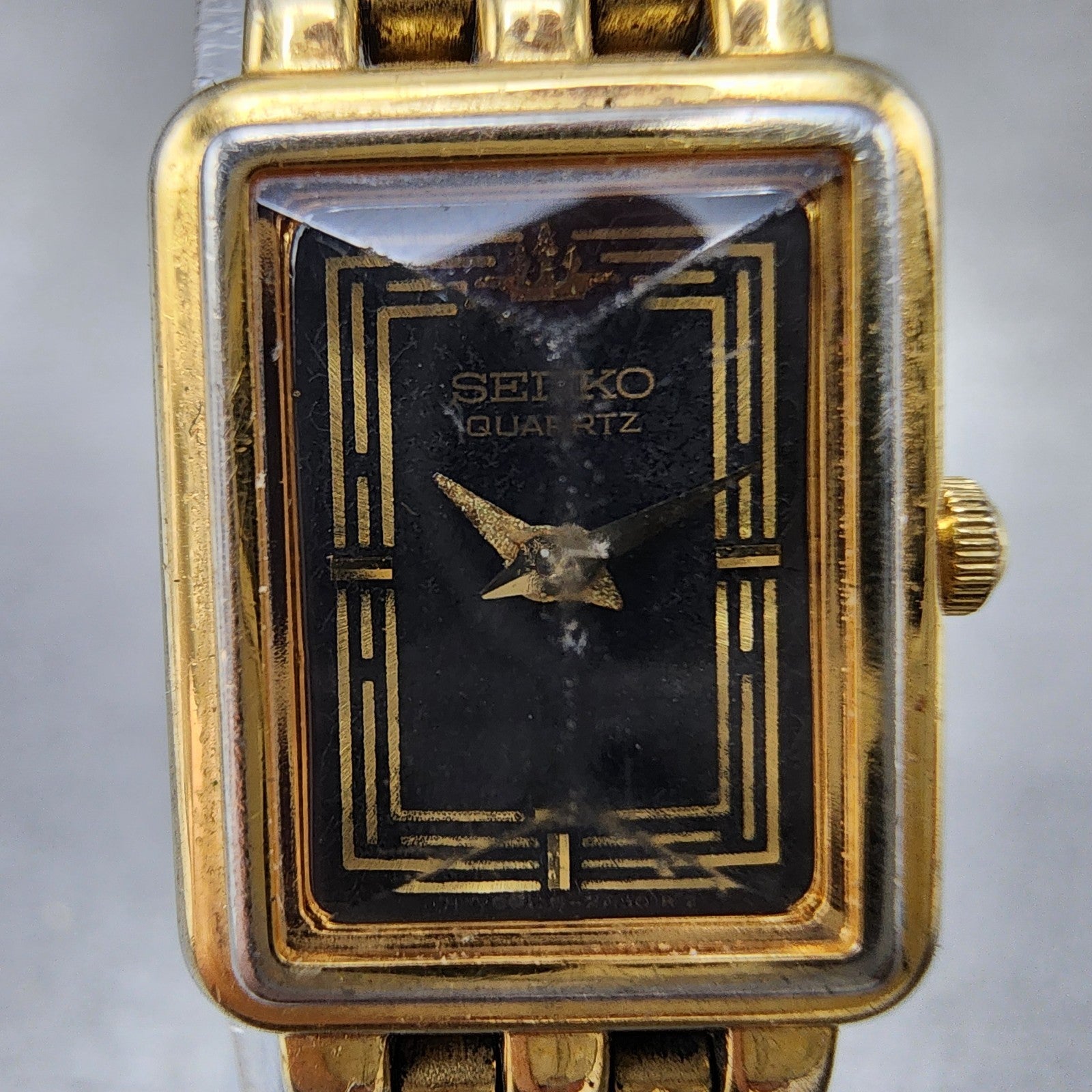 Seiko Tank Watch Women 16mm Black Dial Gold Tone Rectangle 1n005f50 New Battery1