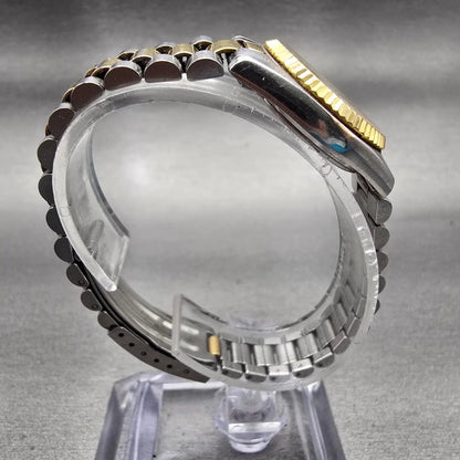 Seiko SQ Watch Women 24mm Gold Dial Two Tone Daydate Round 3Y03-0160 New Battery8