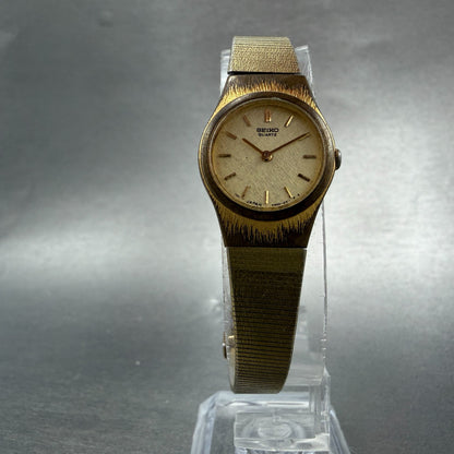 Seiko Watch Women 19mm Champagne Dial Gold Tone Round 4N00-0661 New Battery4