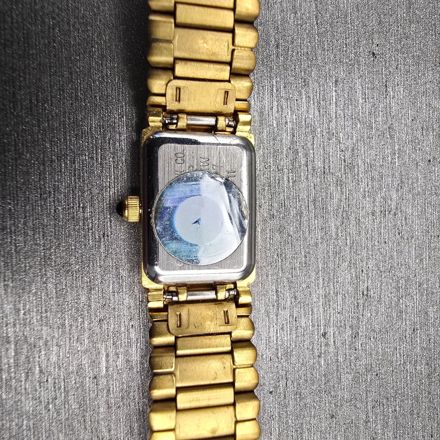 Citizen CQ Watch Women 13mm Black Dial Gold Tone Rectangle 2200-S11917 New Batt10