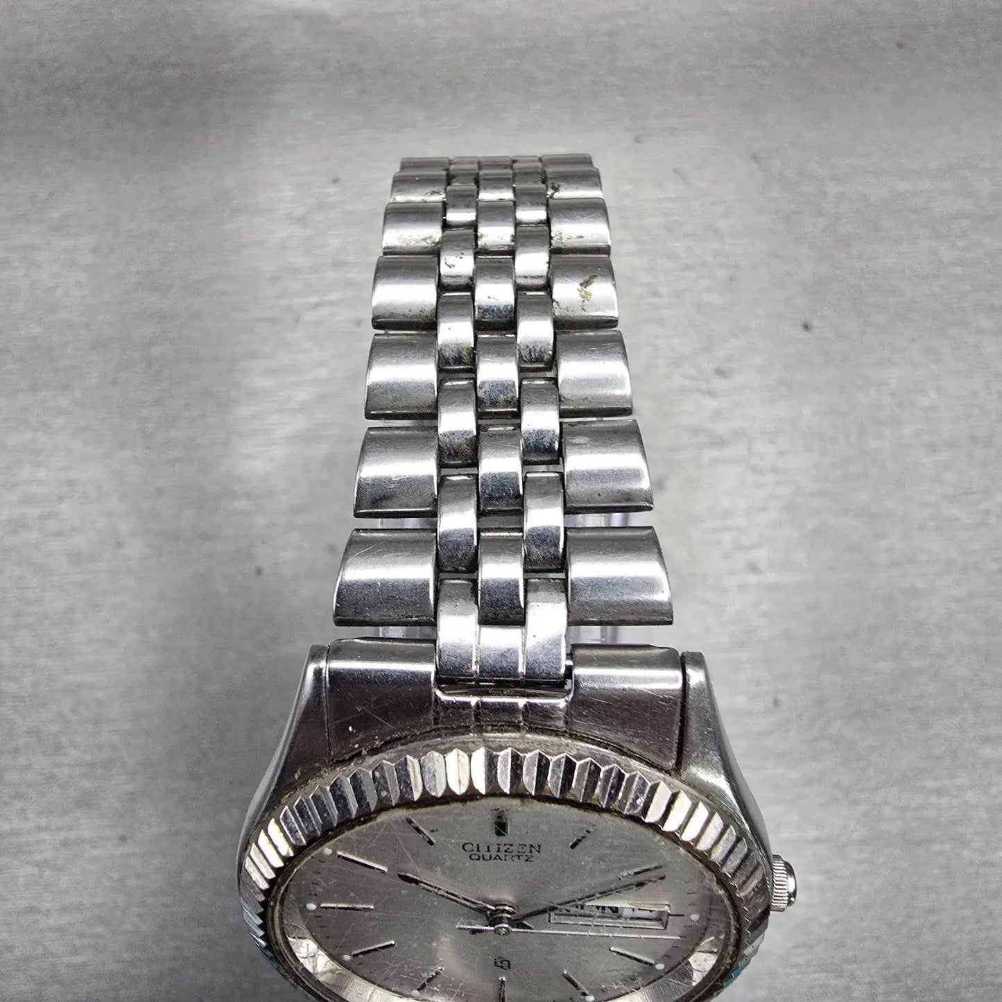 Citizen CQ Watch Men 35mm Silver Dial Silver Tone Daydate 1102-R12527 New Batt4