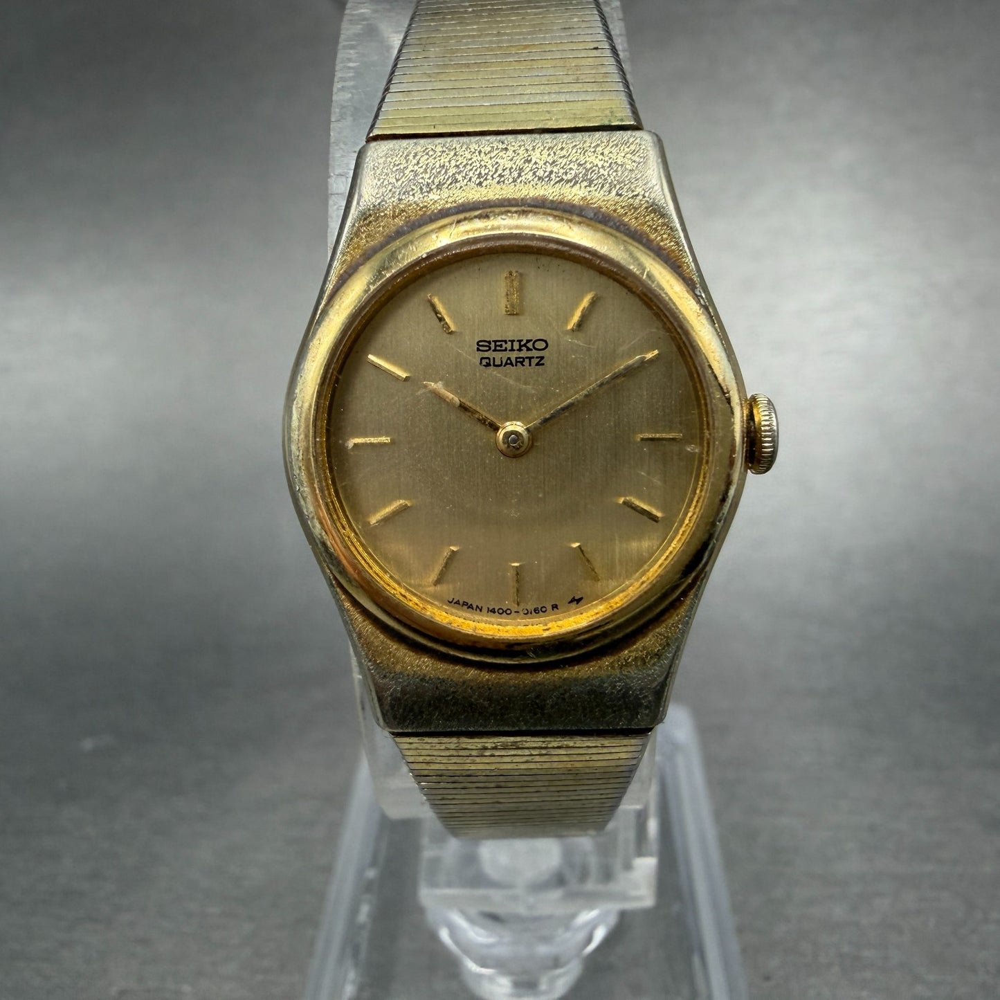 Seiko Watch Women 20mm Gold Dial Gold Tone Round 1400-0039 New Battery Vintage H0