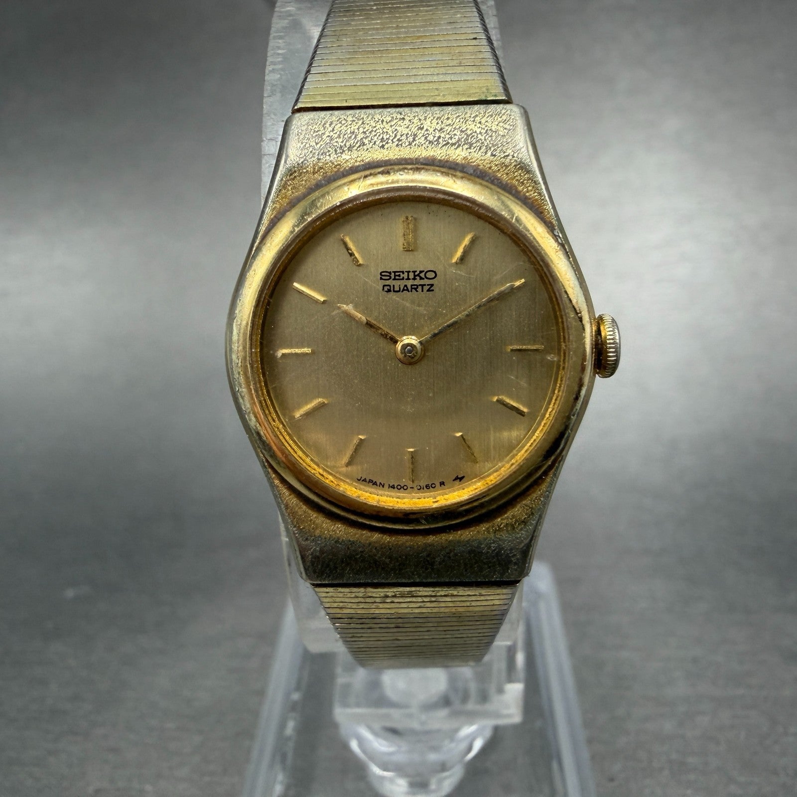 Seiko Watch Women 20mm Gold Dial Gold Tone Round 1400-0039 New Battery Vintage H0