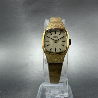 Seiko Watch Women 16mm Champagne Dial Gold Tone Rectangle 1400-6579 New Battery5