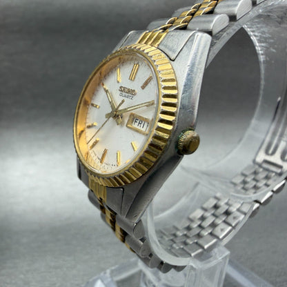 Seiko Watch Women 24mm White Dial Two Tone Daydate Round 7N83-0049 New Batt MKLA2