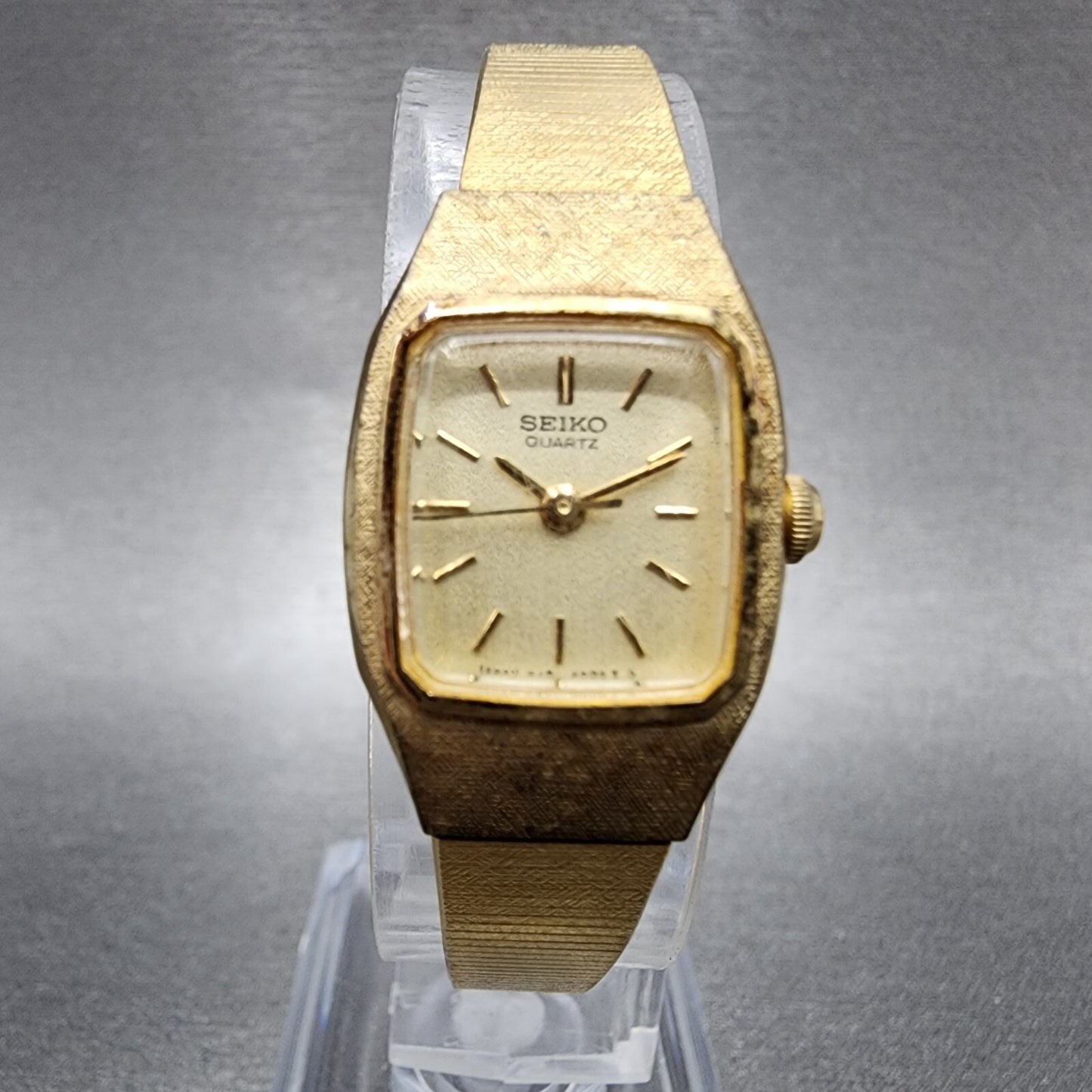 VTG Seiko Watch Women 17mm Champagne Dial Gold Tone Rectangle 54215029 New Batt0