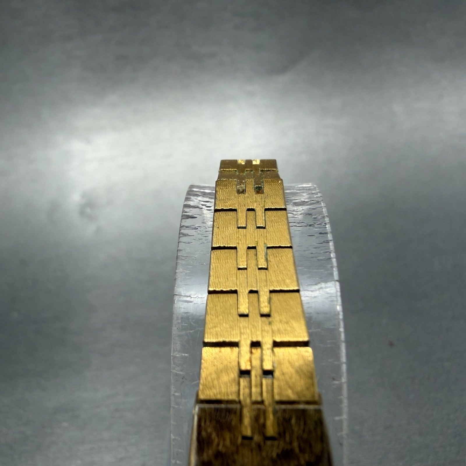 Seiko Tank Watch Women 12mm Champagne Dial Gold Tone 2E20-5559 New Battery VTG 25
