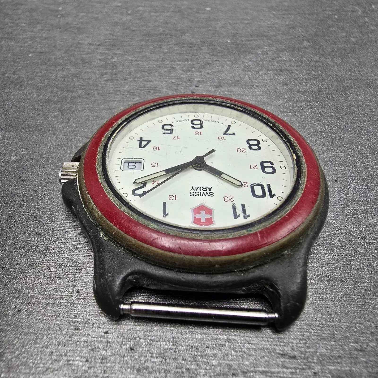 Victorinox Swiss Army Watch Men 39mm White Dial Black Tone Date Round PARTS SHUI5
