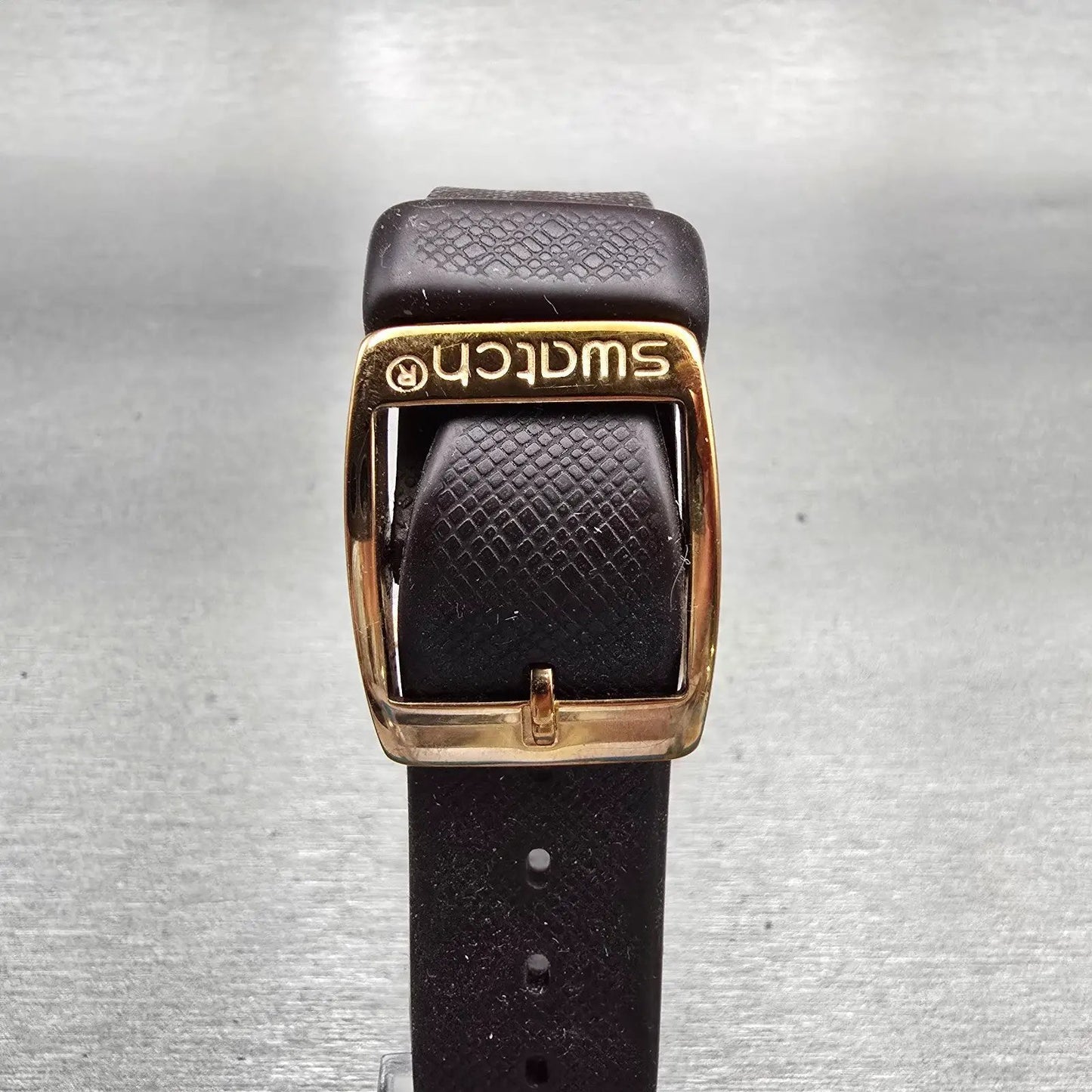 Swatch Irony BROWNEE Watch Men Gold Dial Gold Tone Daydate Round YLG701 New Batt7