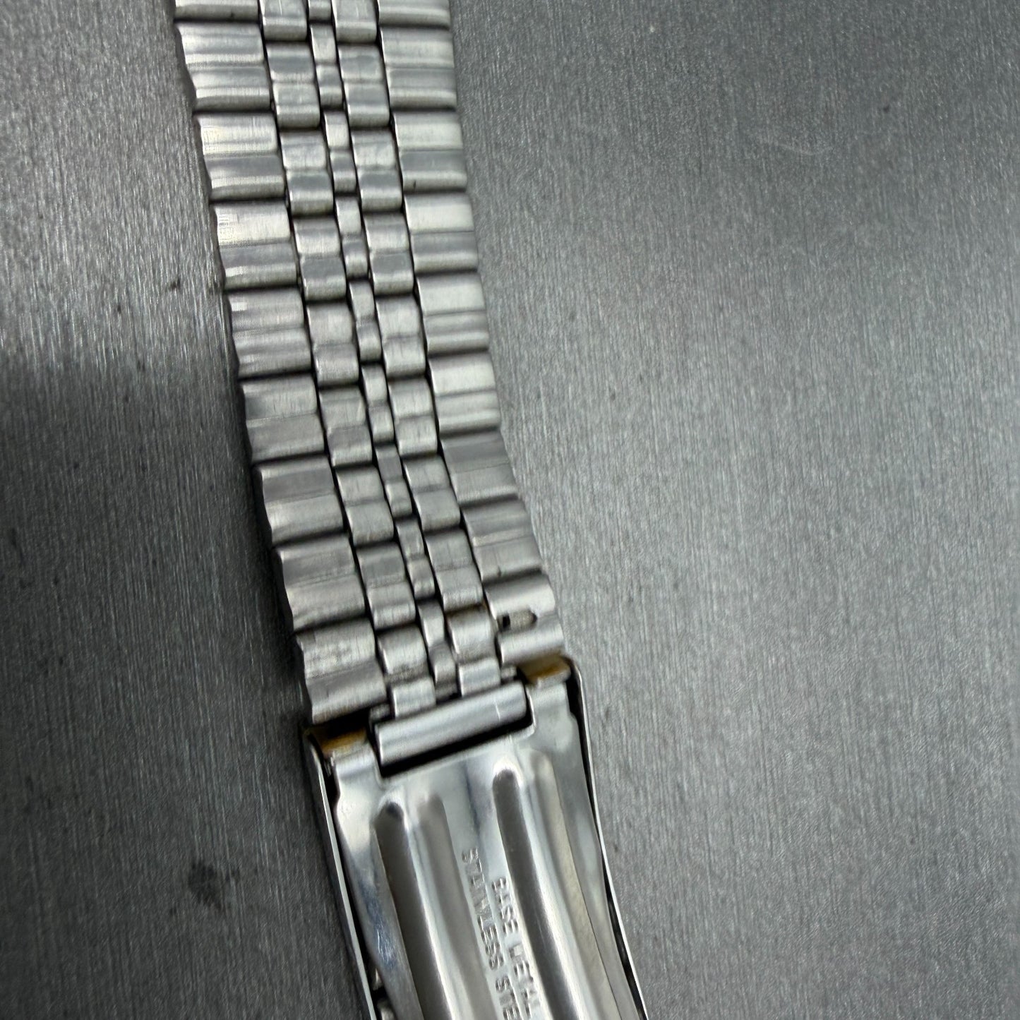 Seiko SQ Bracelet 21mm Stainless Steel Gold Tone Tri Folding Clasp Vintage Japan10