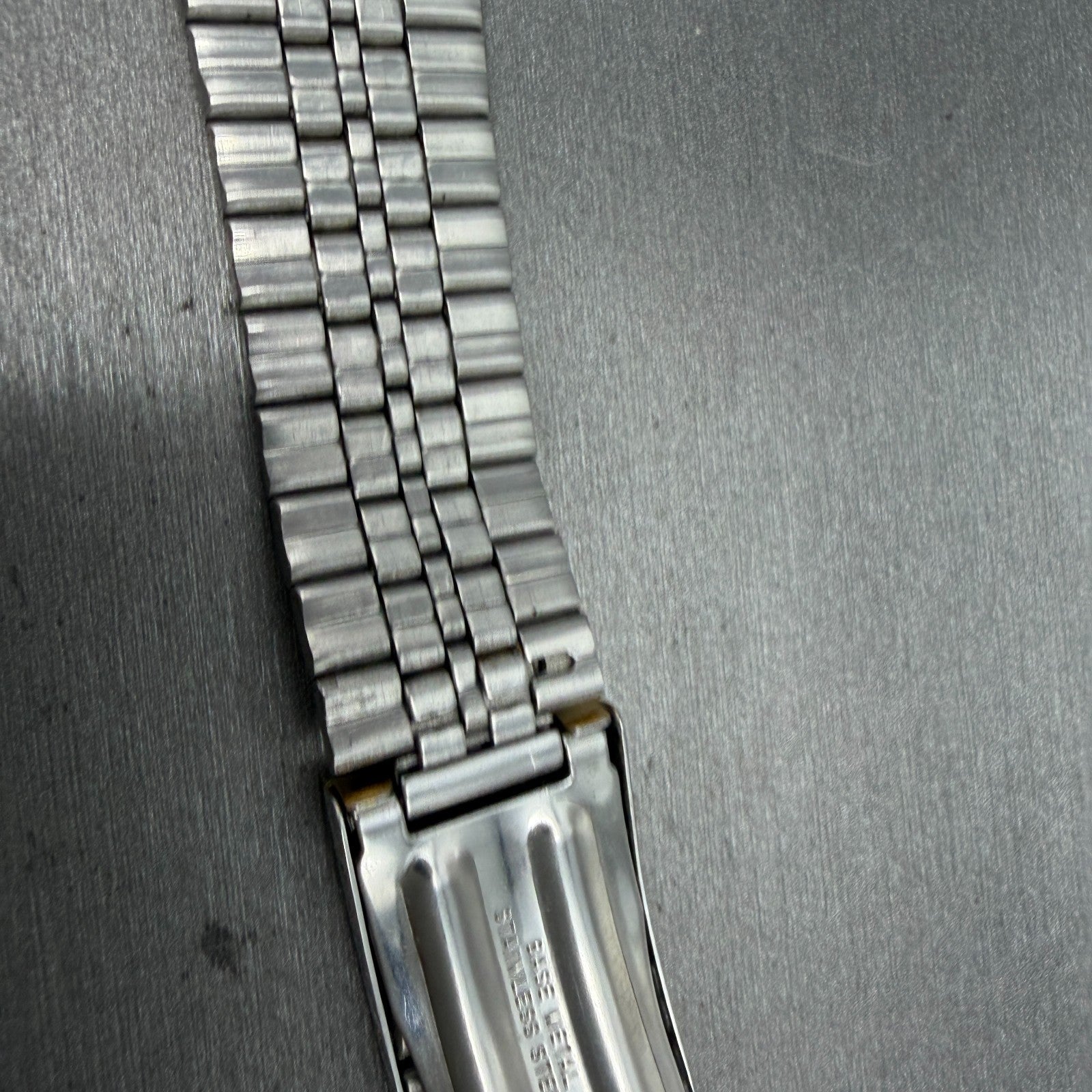 Seiko SQ Bracelet 21mm Stainless Steel Gold Tone Tri Folding Clasp Vintage Japan10