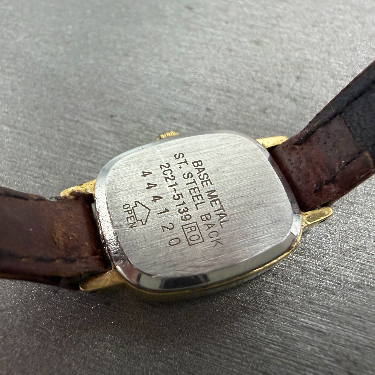 Seiko Watch Women 16mm Champagne Dial Gold Tone Rectangle 2C21-5139 New Battery9