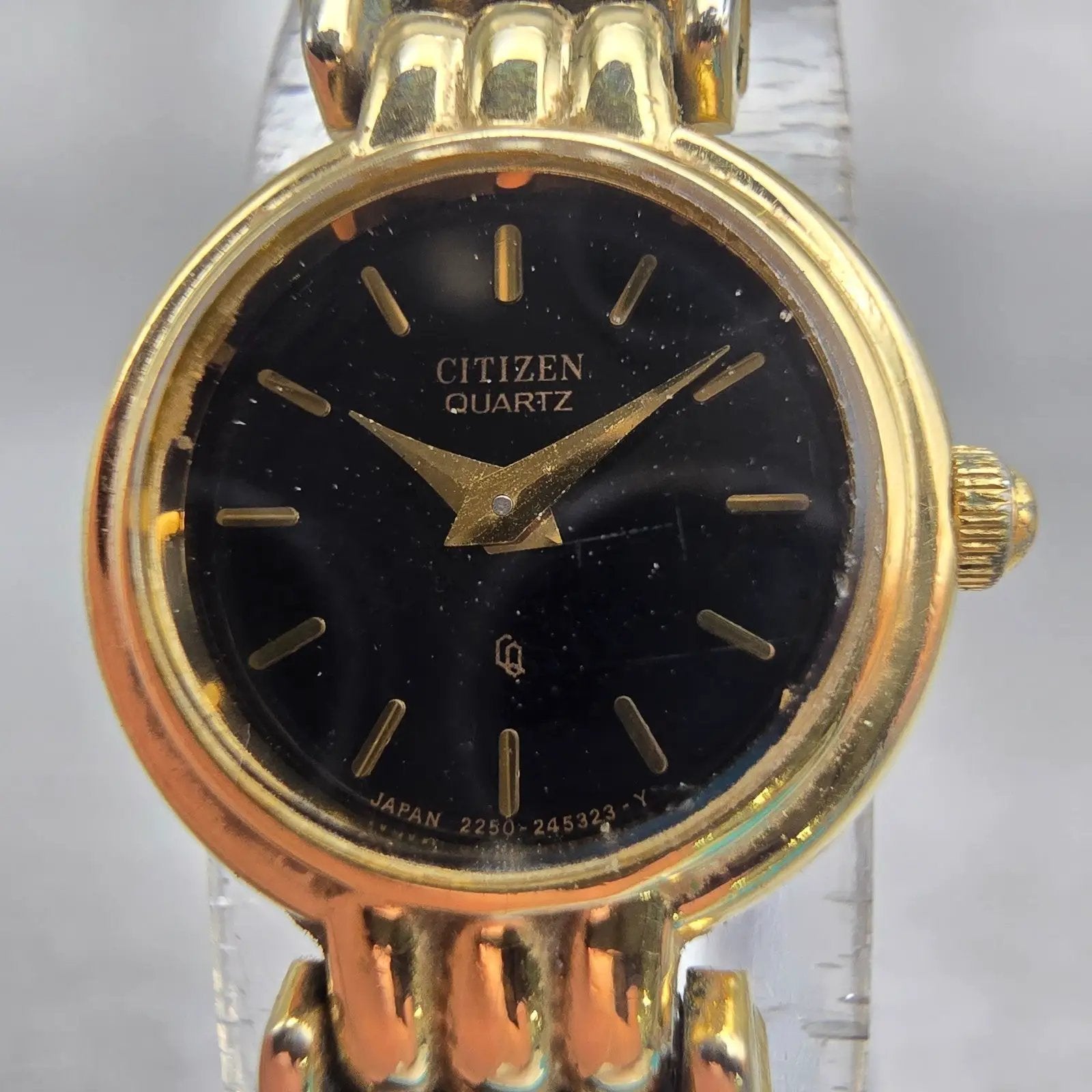 Citizen CQ Watch Women 16mm Black Dial Gold Tone Round 2250-242840 New Battery1