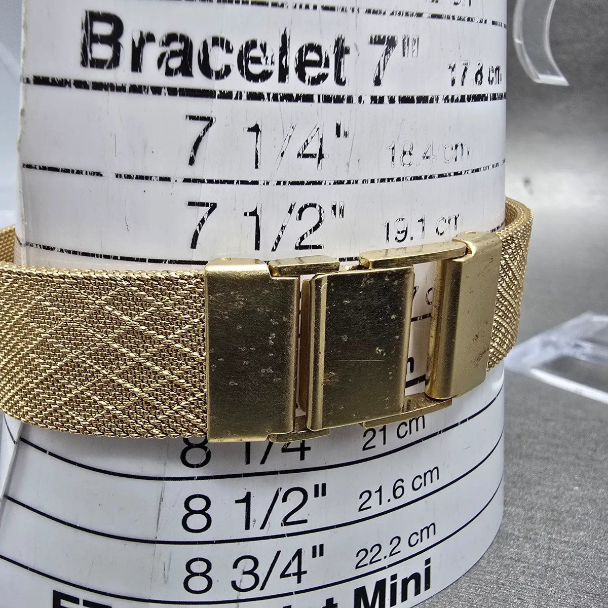 Armitron Deauville Watch Men 31mm Champagne Dial Gold Date PARTS VTG Quartz11