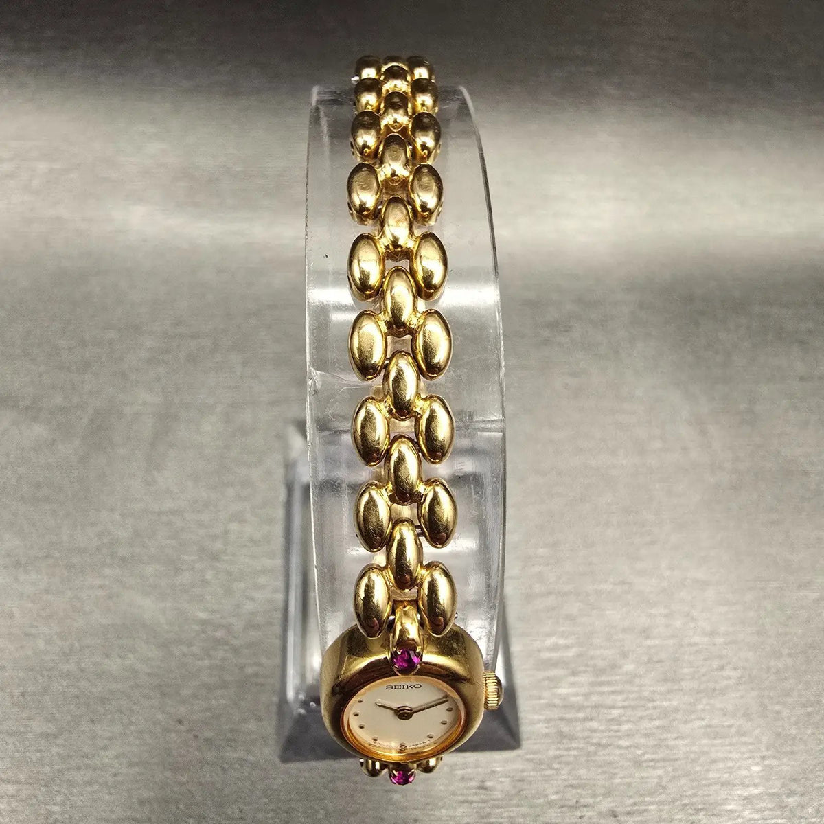 Seiko Watch Women 13mm Ivory Dial Gold Tone Gemmed Oval 1E20-6140 New Battery4
