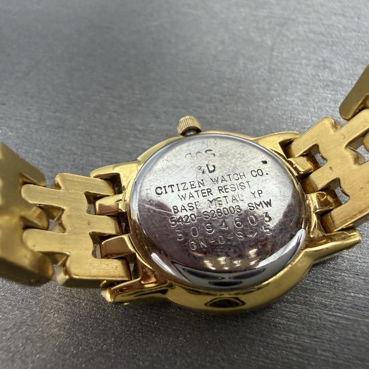 Citizen CQ Watch Women 22mm Champagne Dial Gold Tone Round 5420-S26003 New BattA9