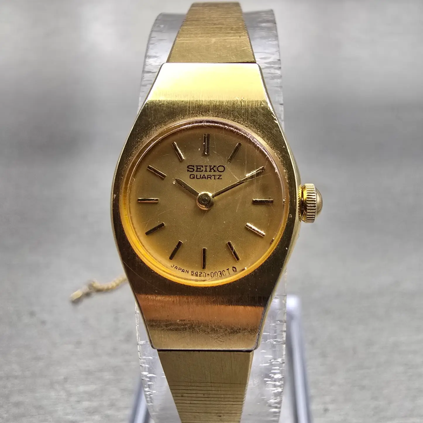 Seiko Watch Women 16mm Gold Dial Gold Tone Round 5420-0029 New Battery Vintage0
