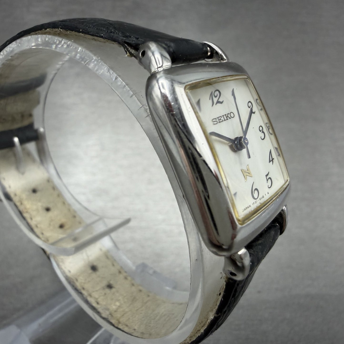 Seiko Noie Watch Women 23mm White Dial Silver Tone Square 1F21-5020 New Battery3