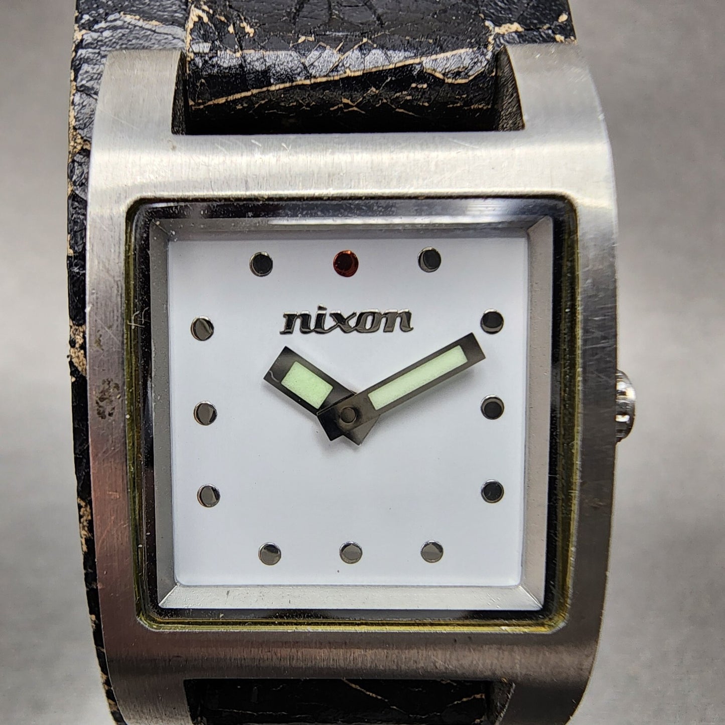 Nixon The Lizzie Watch Women 22mm White Dial Steel Leather Band New Battery1
