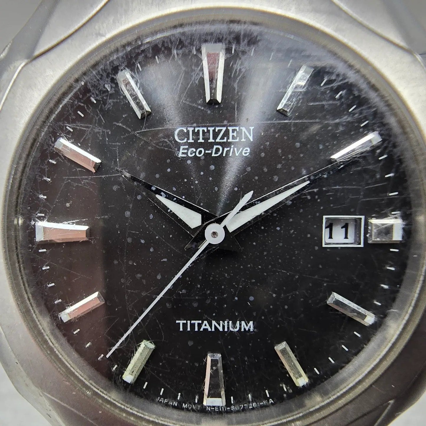Citizen Eco-Drive Watch Men 38mm Black Dial Titanium Date E111-S049610 Runs EWR1