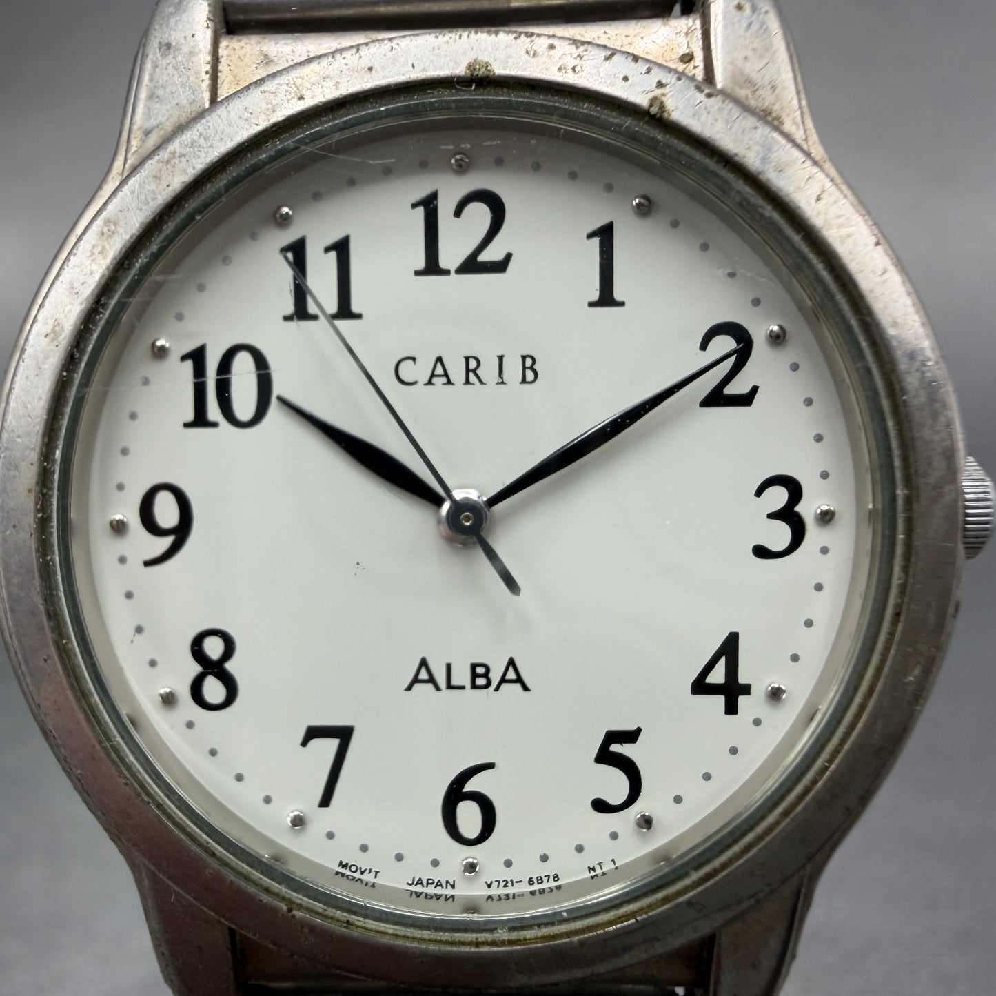 Seiko Alba Carib Watch Unisex 33mm White Dial Silver Tone Round V721-6A80 NewBat1