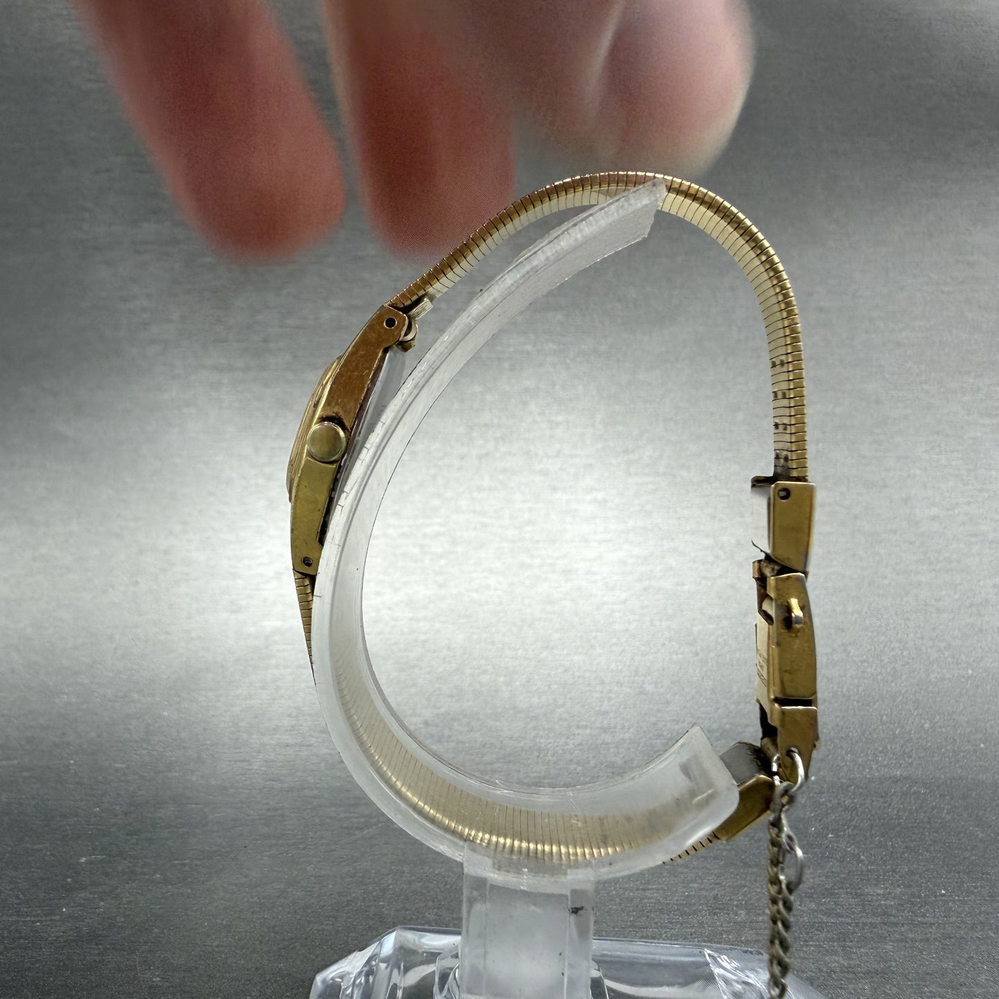 Seiko Watch Women 16mm Champagne Dial Gold Tone Round 2C20-5300 New Battery bcda6
