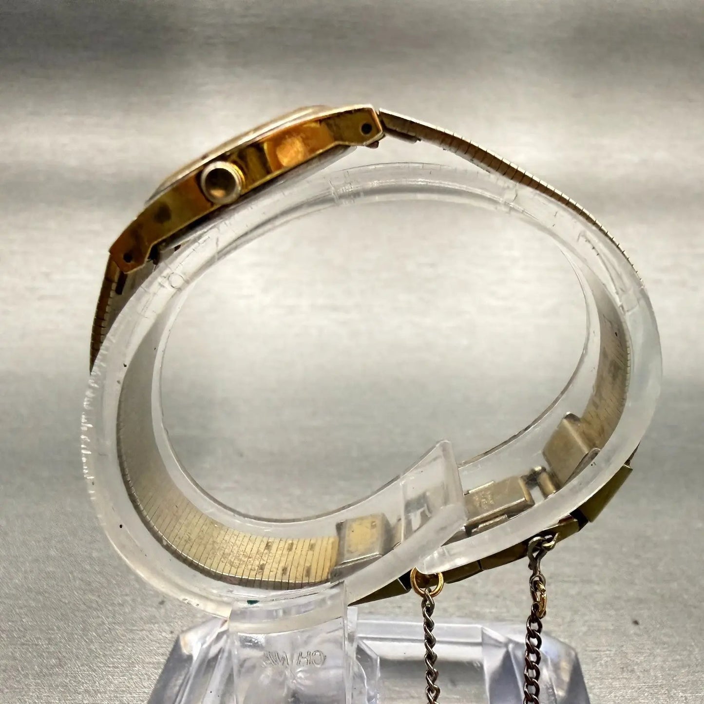 Seiko Watch Women 19mm Champagne Dial Gold Tone Round 2Y00-0019 New Battery VTG6