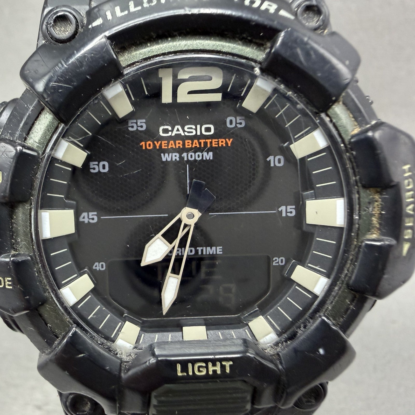 Casio Illuminator Watch Men 48mm Analgo Digital Black Green Alarm Chrono New Bat1