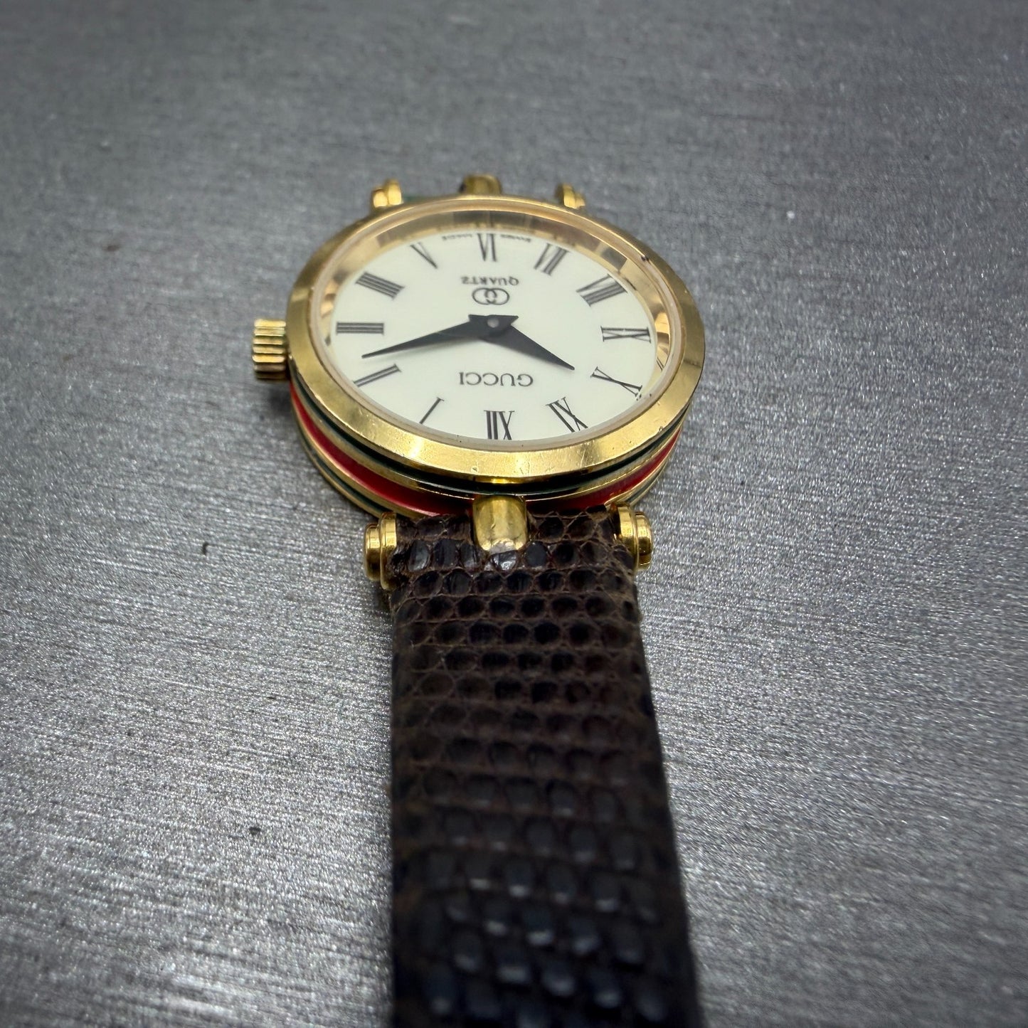 Gucci 2000L Watch Women 21mm Cream Dial Gold Plated Round New Battery KLQ5