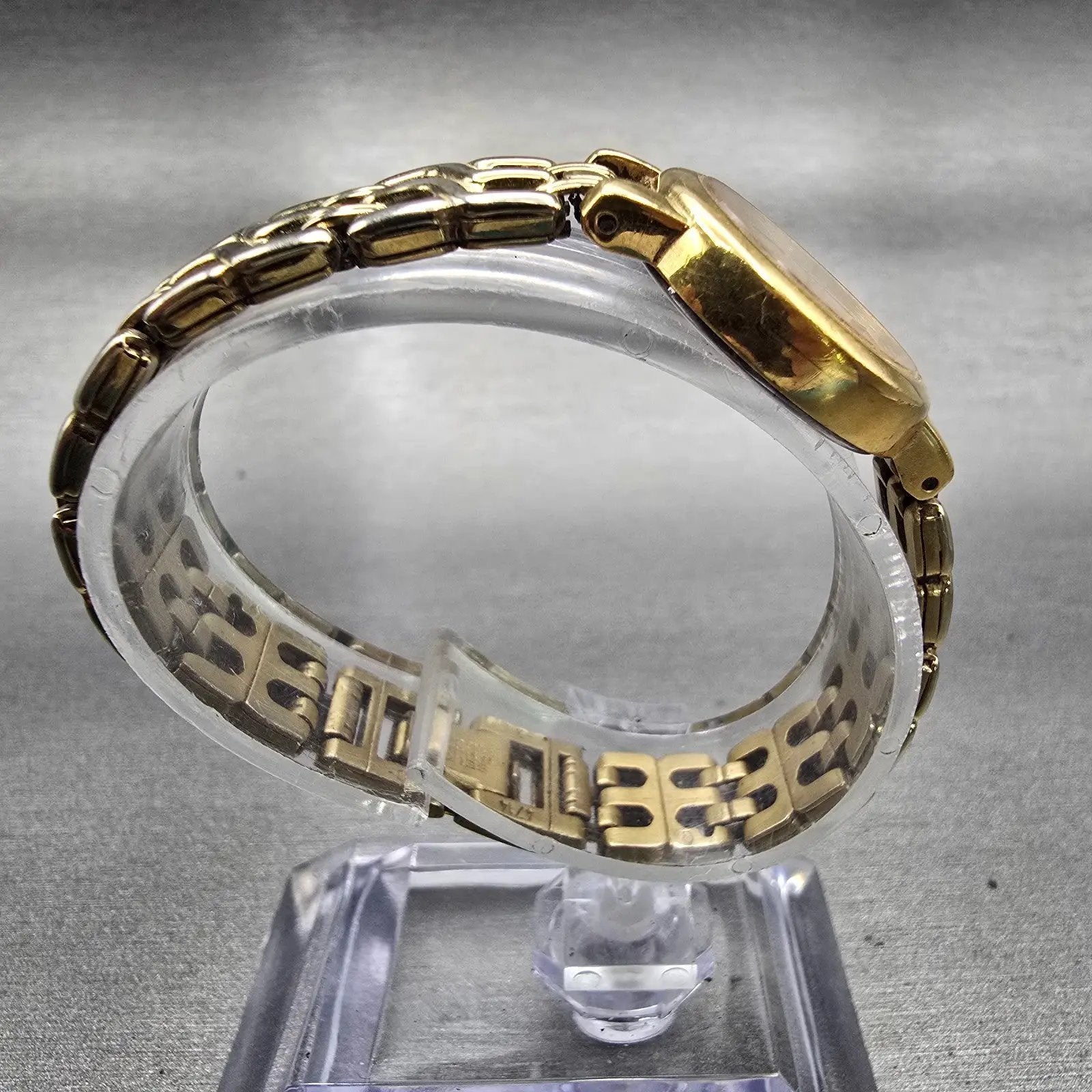 Seiko Watch Women 21mm Champagne Dial Gold Tone Round 1N00-1E09 New Battery VTG8