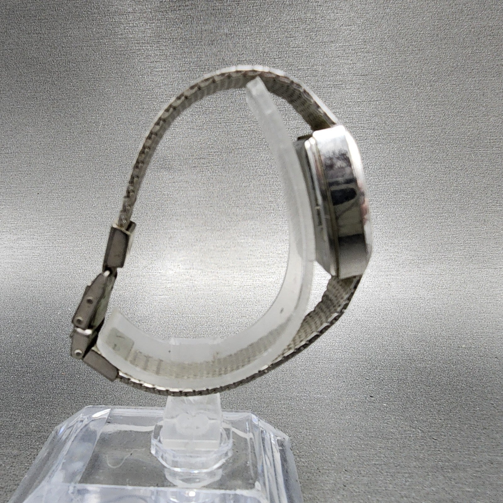 Orient Tank Watch Women 19mm White Dial Silver Tone Manal Wind Rectangle Runs8