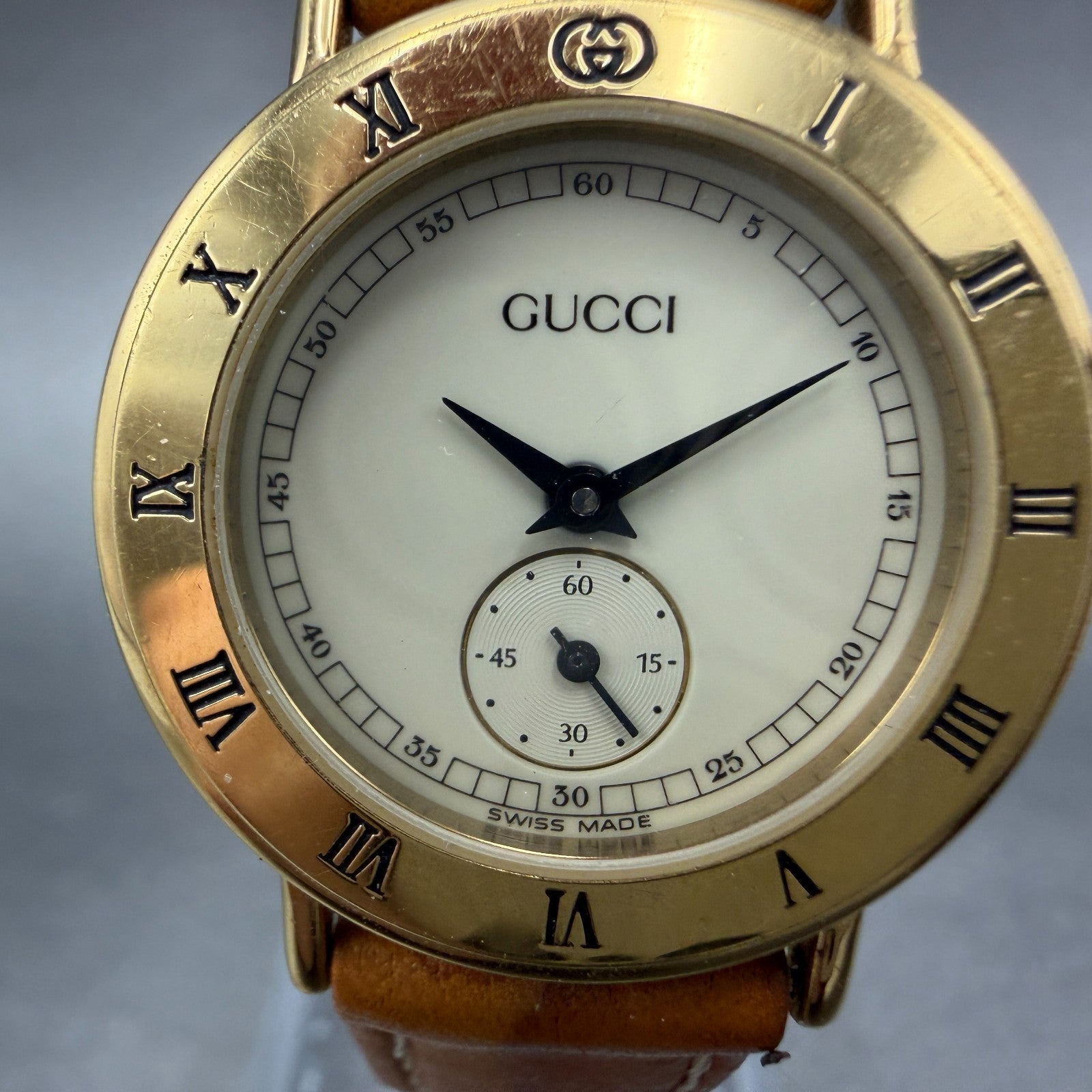 Gucci 3000.2.L Watch Women 26mm Cream Dial Gold Plated Small Seconds PARTS2