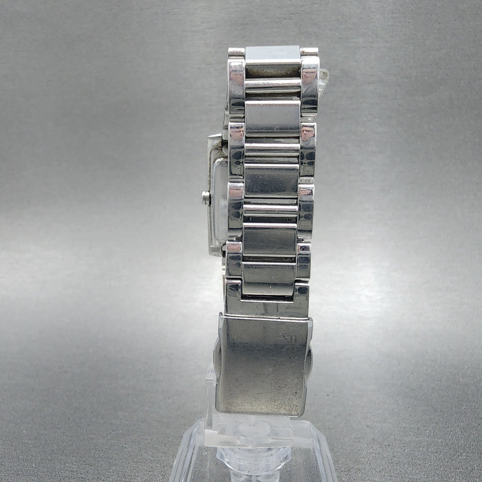 Seiko Lukia Tank Watch Women 24mm Silver Dial Silver Tone 7n820dk0 New Battery7