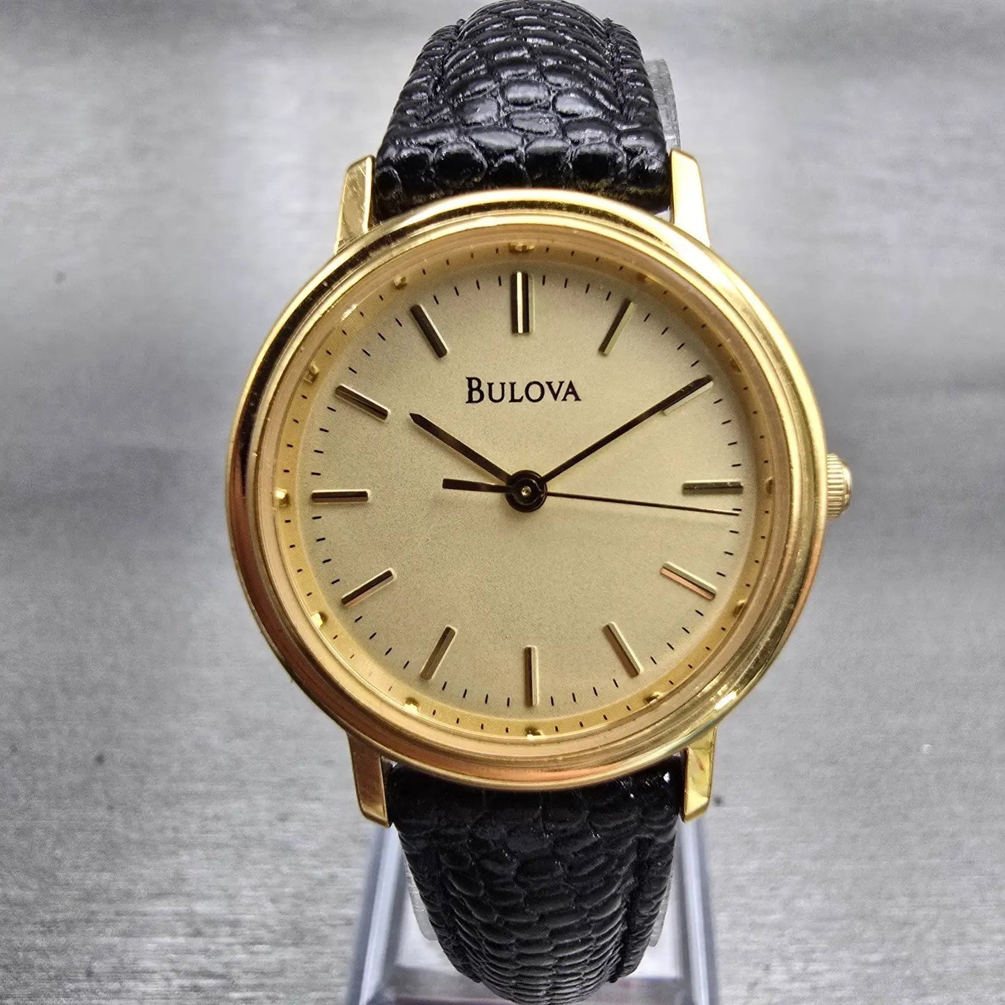 Bulova Watch Women 26mm Champagne Dial Gold Tone Round New Battery Vintage0