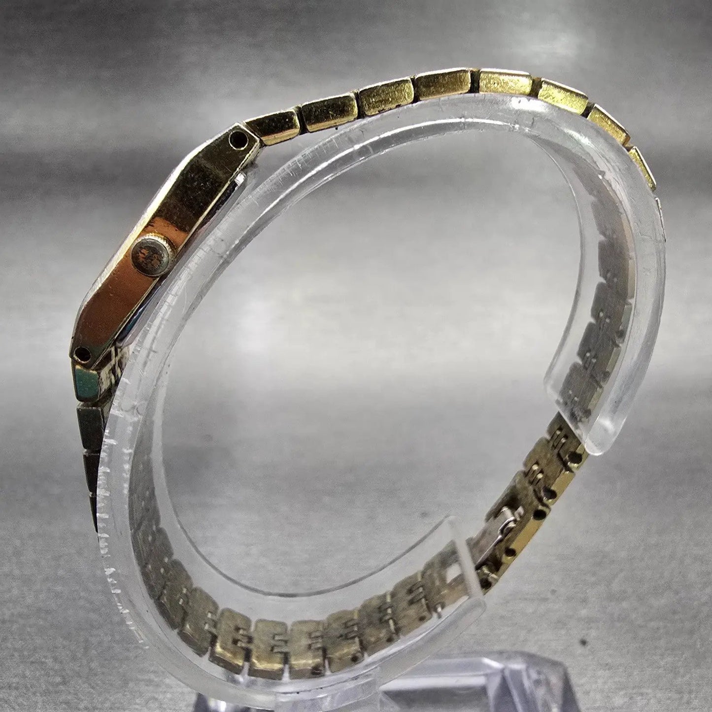 Seiko Watch Women 12mm Gold Dial Gold Tone Rectangle 2E20-5550 New Battery VTG6