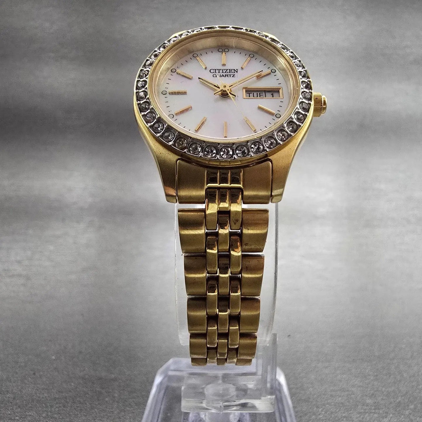 Citizen Watch Women 26mm MOP Dial Gold Tone Daydate Gemmed 1002-S044456 New Batt6