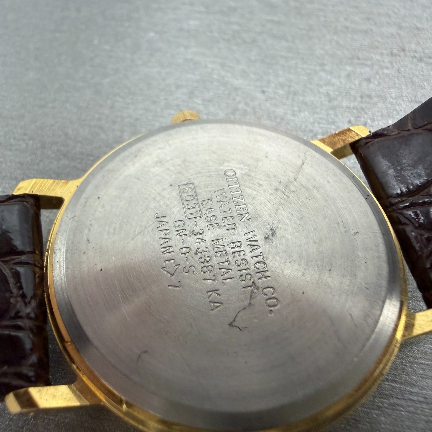 Citizen Coca Cola Watch Unisex 32mm Gold Dial Gold Tone Round New Battery9