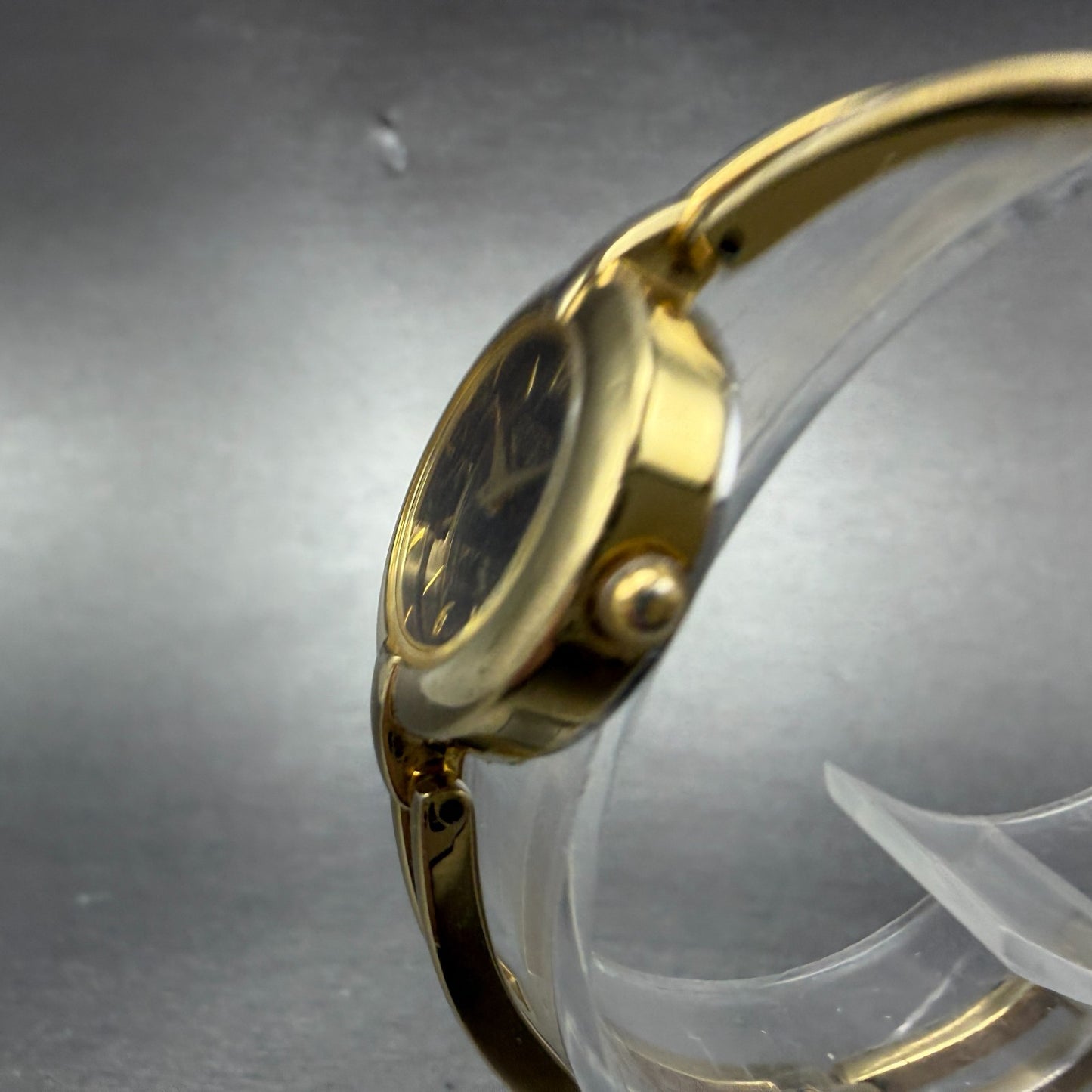 Citizen Watch Women 20mm Black Dial Gold Tone Round 5920-S99183 New BatteryK2