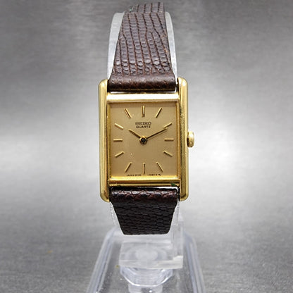 Seiko Tank Watch Women 18mm Gold Dial Gold Tone Rectangle 2C205019 New Battery0