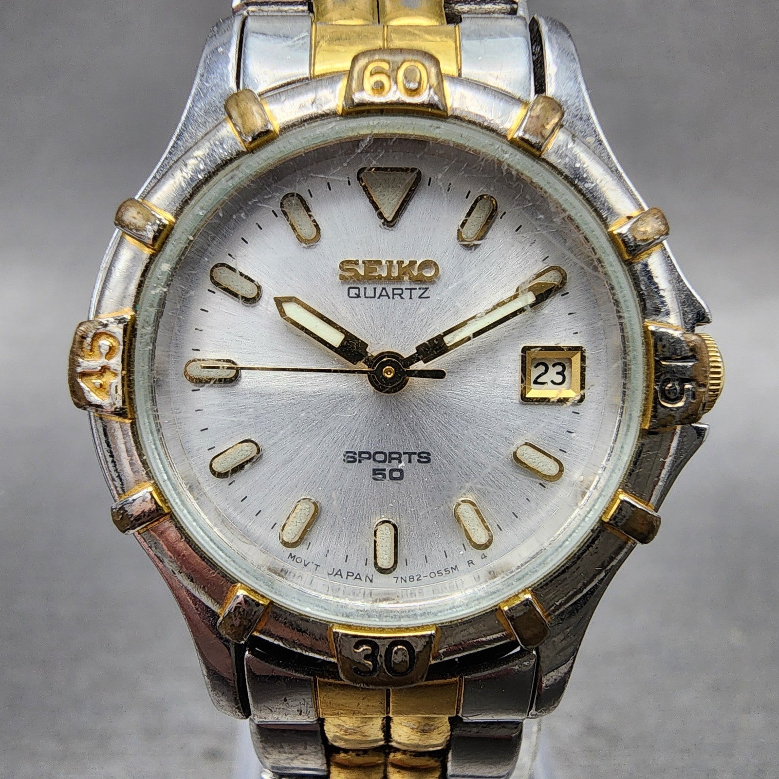 Seiko Sports 50 Watch Women 25mm Silver Dial Two ToneRound 7N820261 New Battery1