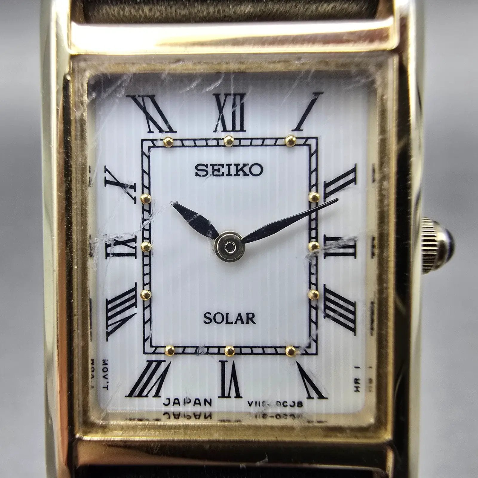 Seiko Solar Tank Watch Women 18mm White Dial Gold Tone V115-0BD0 Rectangle Runs1